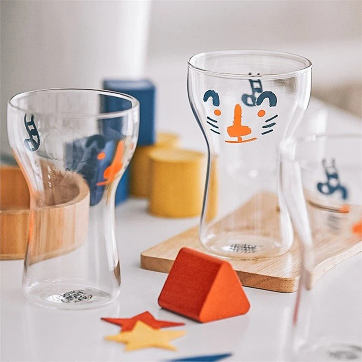 Cartoon glass drink cup