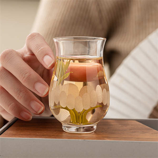 Light luxury high-end glass tea cup