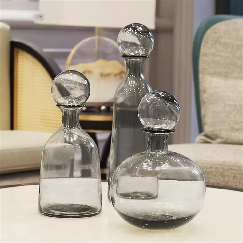 minimalist style glass vase