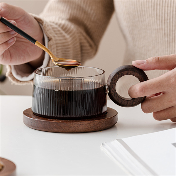 Vertical pattern glass coffee cup